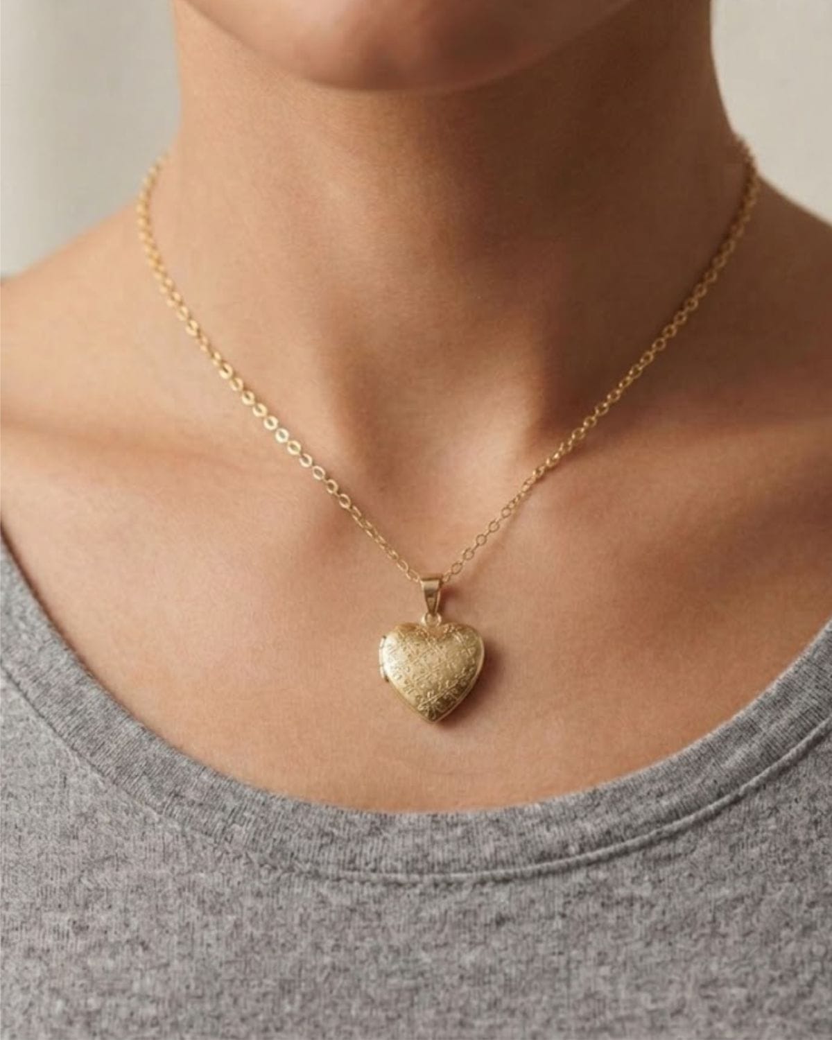 Loved Remembered Gold Heart Locket Urn - Diamond Cut