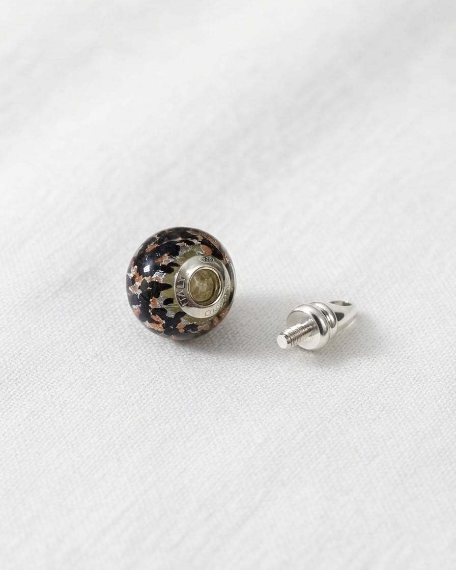 Loved Remembered Murano Glass Bead - Everlasting Embrace