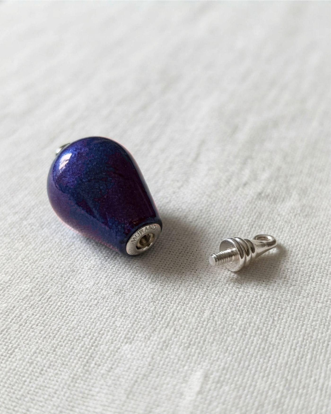 Loved Remembered Murano Glass Drop - 'Majesty'