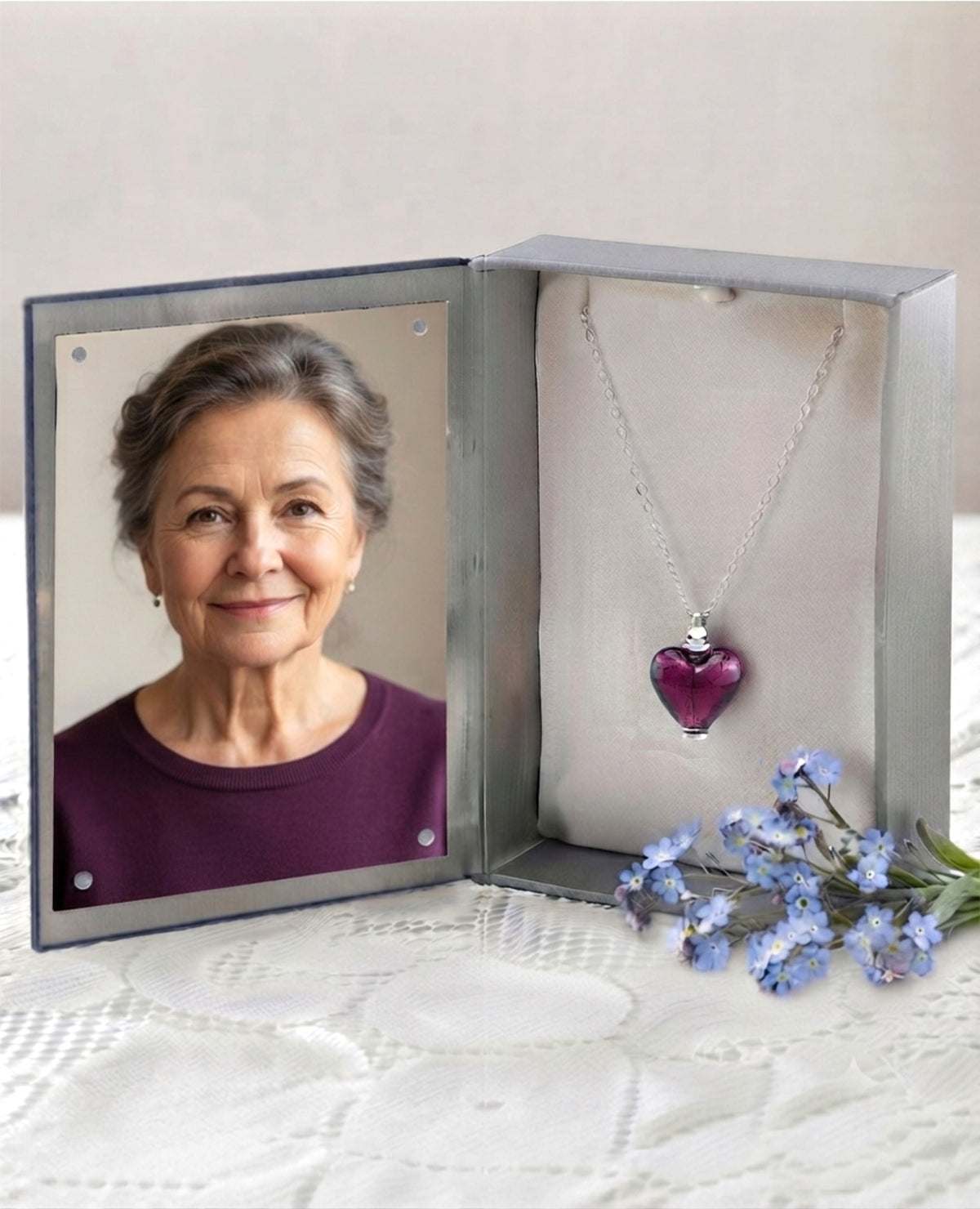Loved Remembered Murano Glass Heart Urn - February