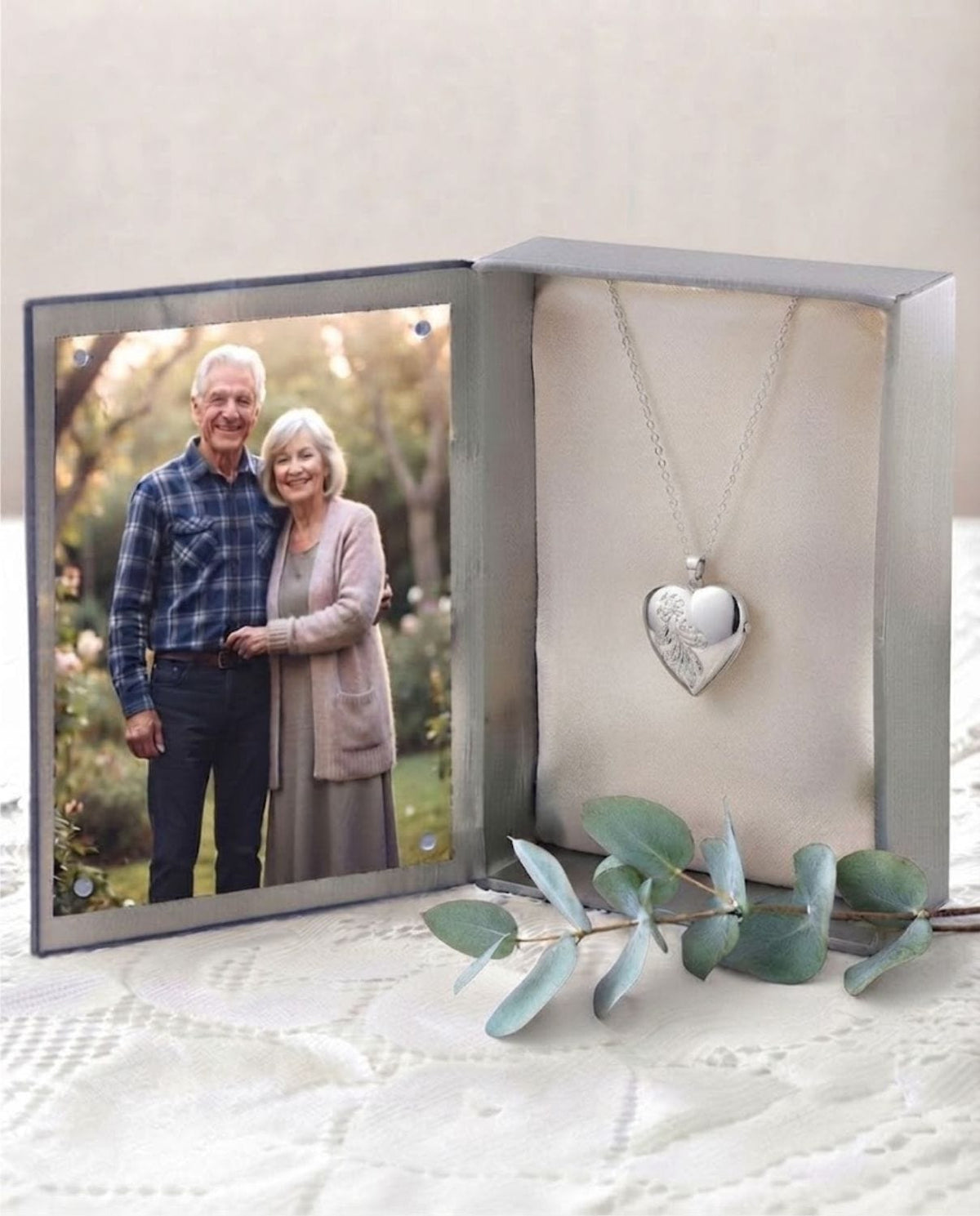 Loved Remembered 'Forget Me Not' Locket Urn