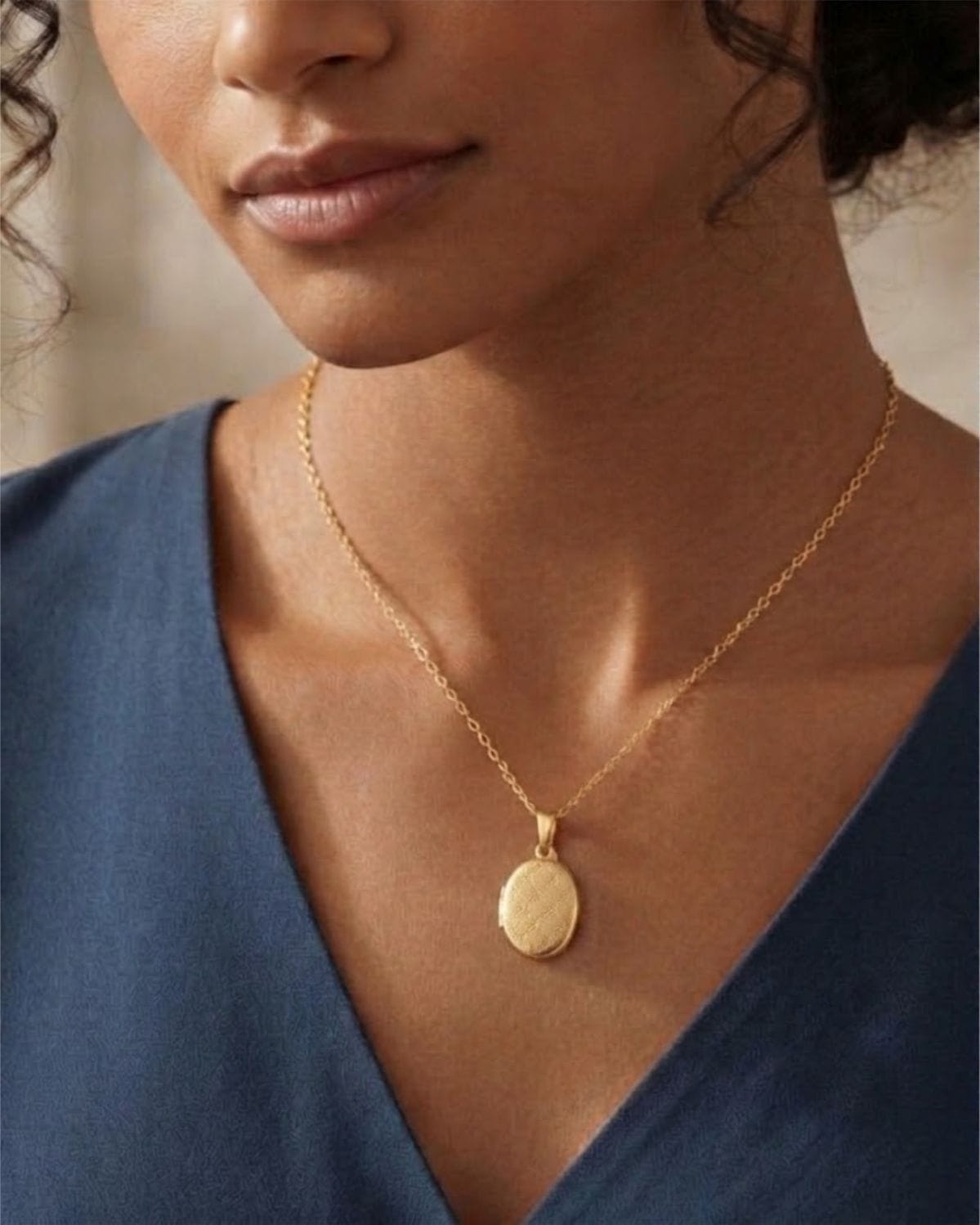 Loved Remembered Gold Oval Locket Urn - Diamond Cut