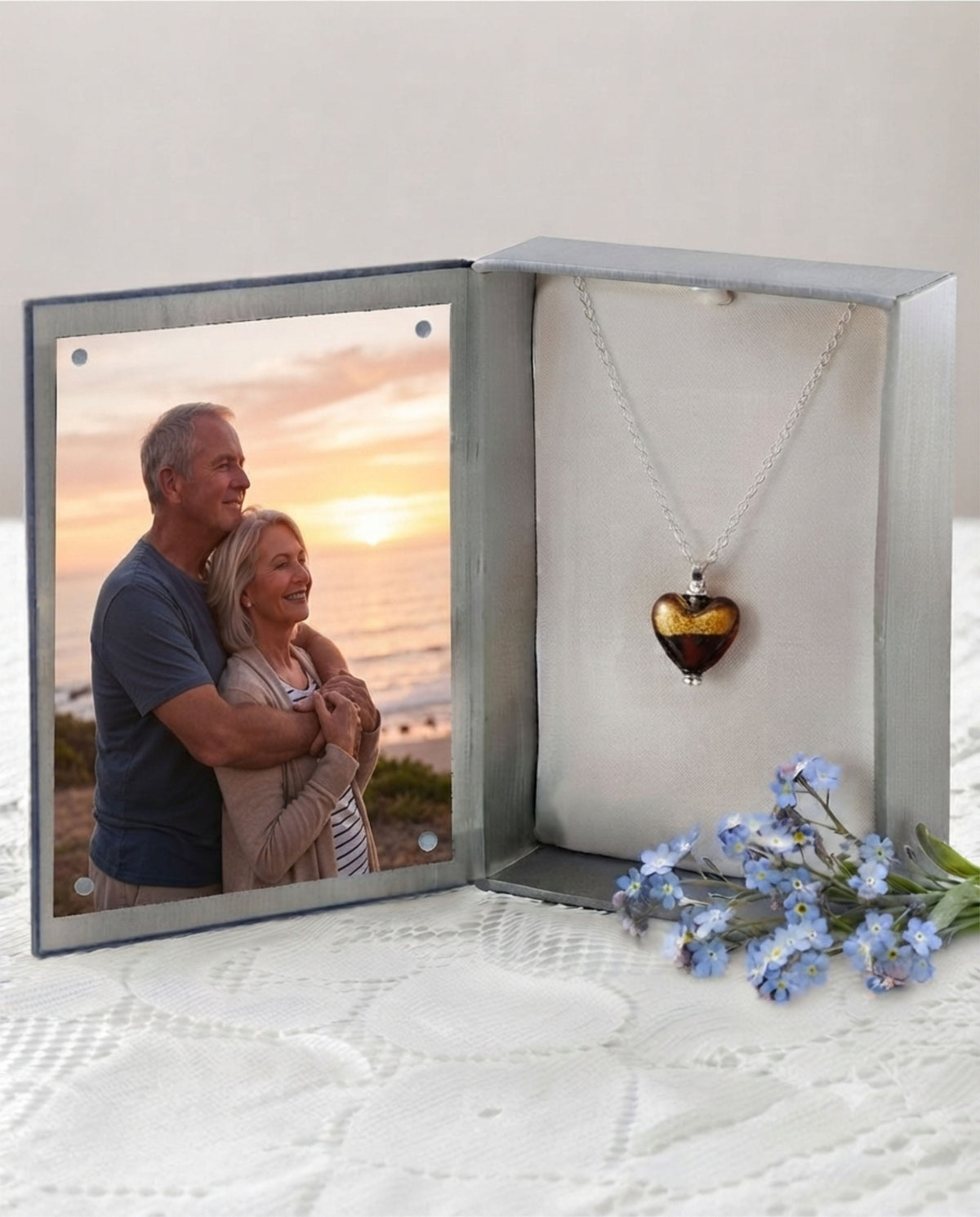 Loved Remembered Murano Glass Heart Urn - 'Sweet Promise'