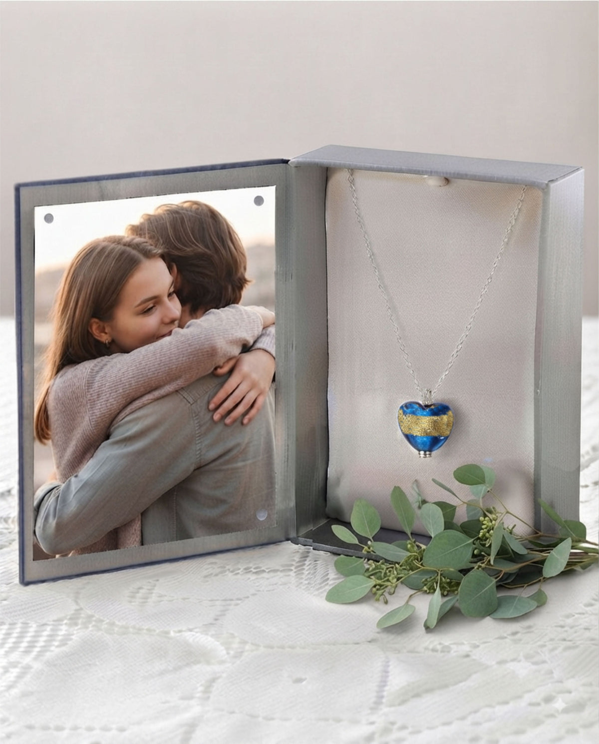 Loved Remembered Murano Glass Heart Urn - 'Wrapped in Glory'