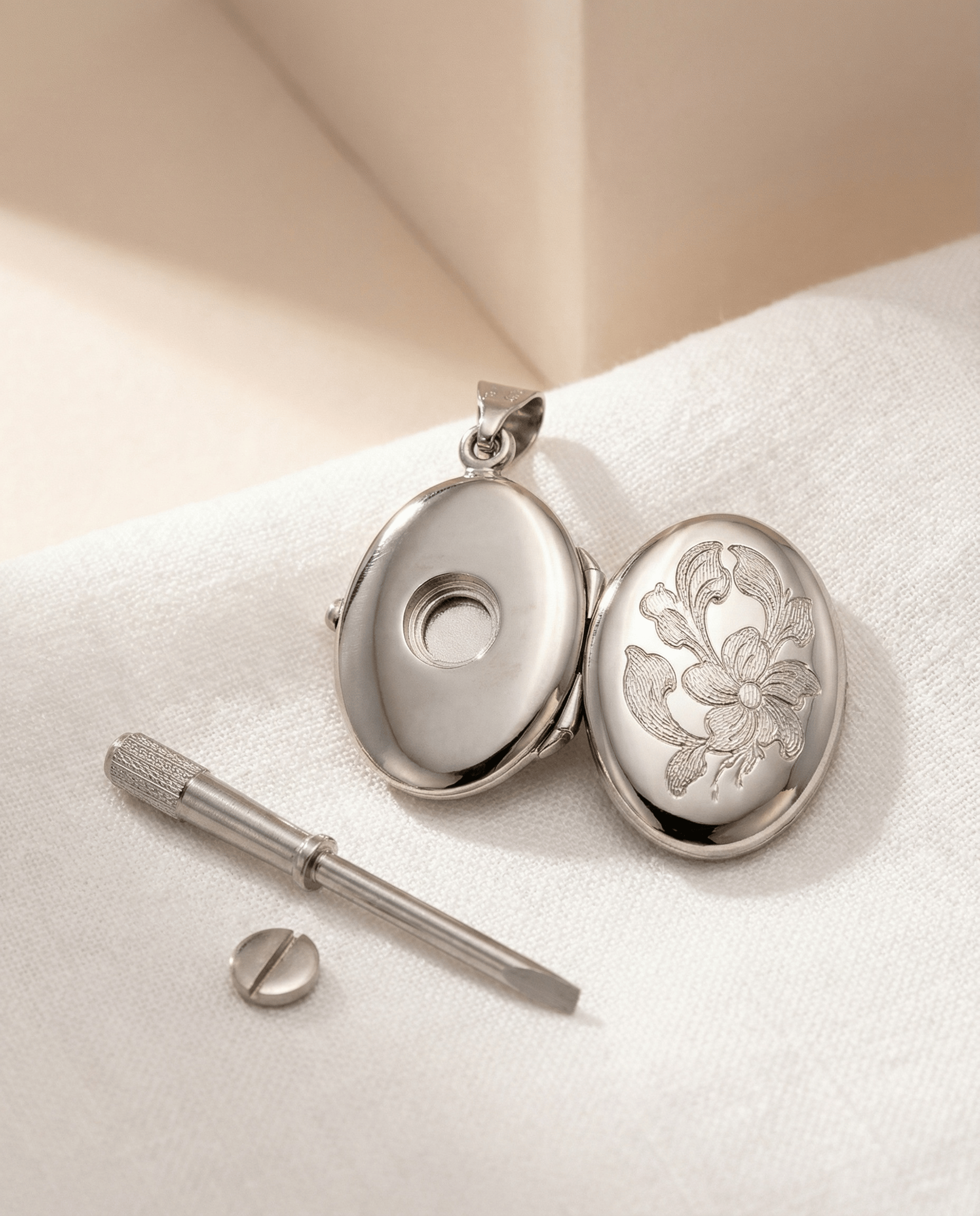 Loved Remembered 'Wildflower' Locket Urn