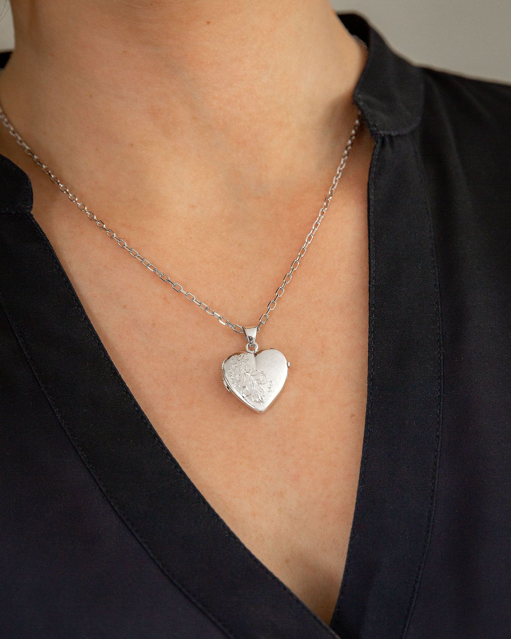 Loved Remembered Silver 'Forget Me Not' Classic Locket